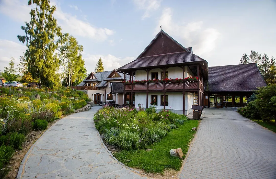 Oravsky Haj Garden Hotel & Resort-1